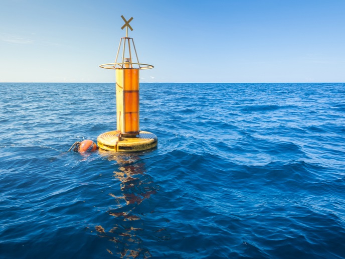 d&eacute;couvrez la bou&eacute;e &eacute;nerg&eacute;tique, un accessoire innovant con&ccedil;u pour am&eacute;liorer votre &eacute;nergie et votre bien-&ecirc;tre. profitez d'une exp&eacute;rience de d&eacute;tente unique gr&acirc;ce &agrave; sa technologie avanc&eacute;e. id&eacute;ale pour tous, elle vous accompagne dans vos moments de relaxation et de loisirs.