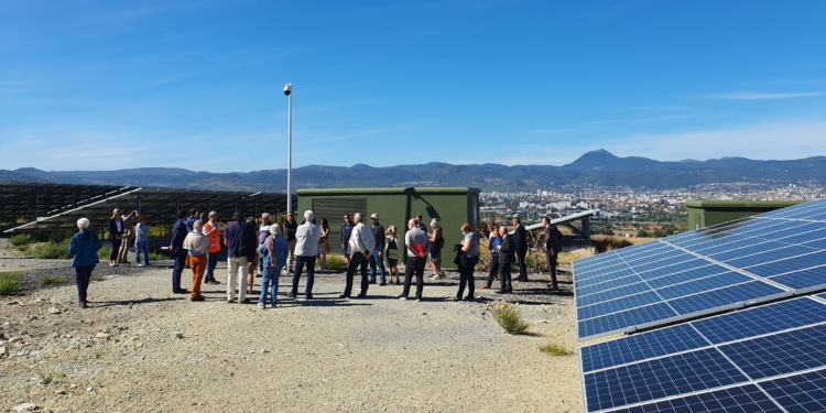 d&eacute;couvrez les avantages de l'&eacute;nergie solaire locale, une solution durable et &eacute;cologique pour r&eacute;duire votre empreinte carbone et profiter d'une &eacute;nergie renouvelable &agrave; port&eacute;e de main. apprenez comment installer des panneaux solaires chez vous et participer &agrave; la transition &eacute;nerg&eacute;tique.