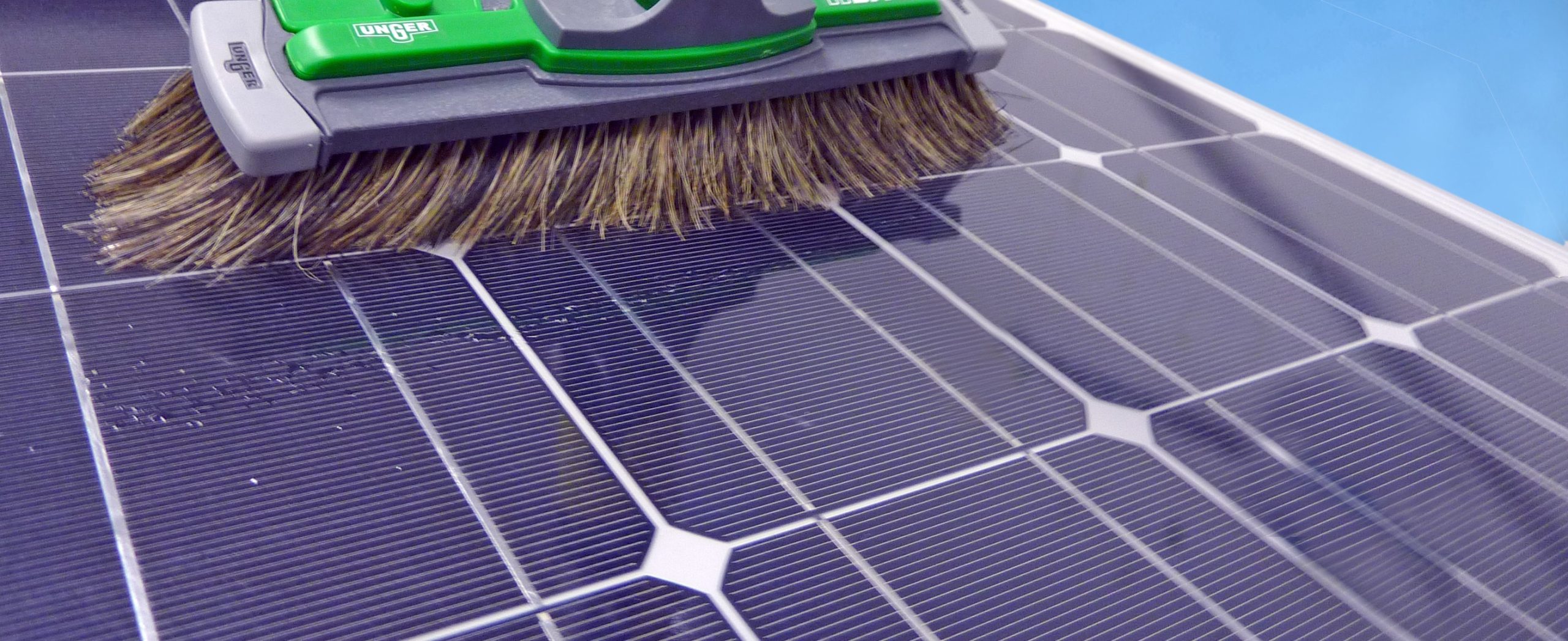 découvrez nos conseils et astuces pour un entretien solaire efficace. optimisez les performances de vos panneaux solaires et prolongez leur durée de vie grâce à des conseils simples et pratiques.