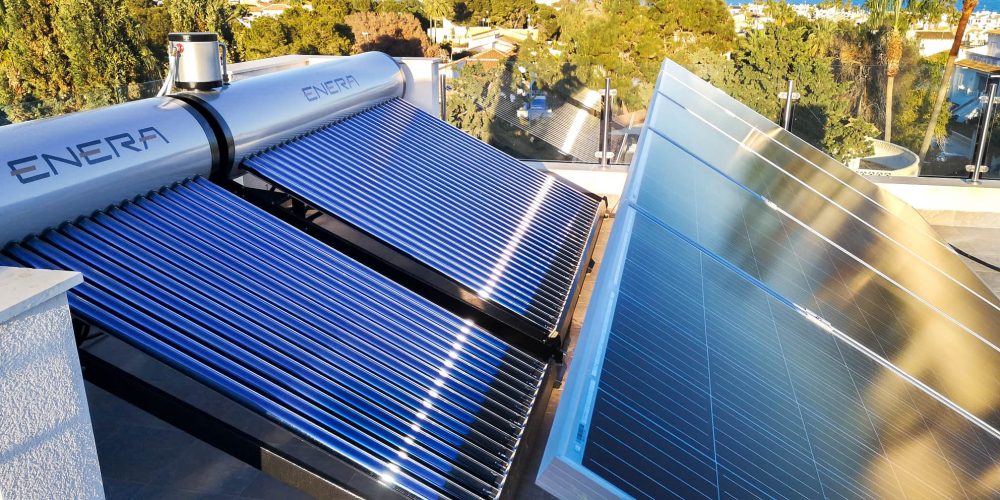 d&eacute;couvrez comment installer un syst&egrave;me solaire isol&eacute; pour r&eacute;pondre &agrave; vos besoins &eacute;nerg&eacute;tiques ind&eacute;pendamment du r&eacute;seau &eacute;lectrique. profitez d'une &eacute;nergie renouvelable, durable et &eacute;conomique pour votre maison ou votre chalet, tout en r&eacute;duisant votre empreinte carbone.