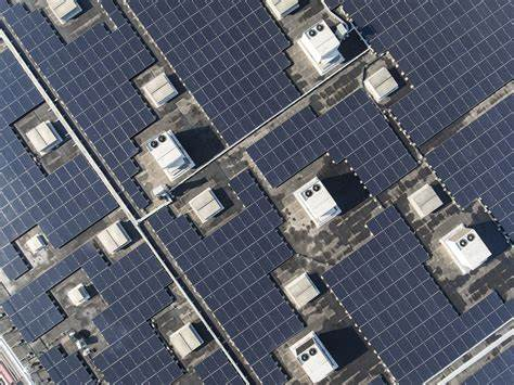 d&eacute;couvrez notre lexique complet sur l'&eacute;nergie solaire, o&ugrave; vous trouverez des d&eacute;finitions claires et concises des termes cl&eacute;s li&eacute;s &agrave; cette source d'&eacute;nergie renouvelable. apprenez-en davantage sur la technologie photovolta&iuml;que, les panneaux solaires, l'efficacit&eacute; &eacute;nerg&eacute;tique et bien plus encore, pour mieux comprendre le potentiel de l'&eacute;nergie solaire.