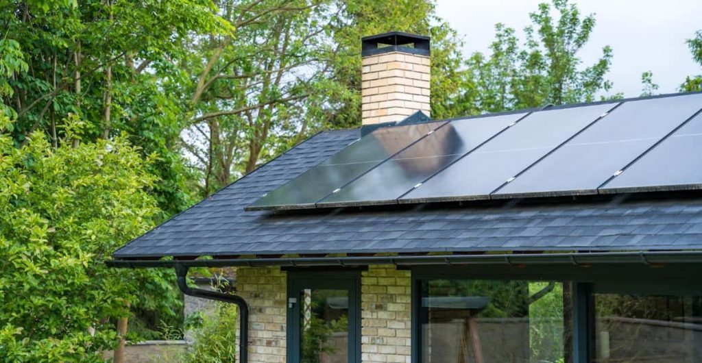 découvrez comment bénéficier de la tva réduite sur les équipements solaires. informez-vous sur les conditions d'éligibilité et les avantages fiscaux liés à l'installation de panneaux solaires. profitez de cette opportunité pour économiser tout en contribuant à la transition énergétique.