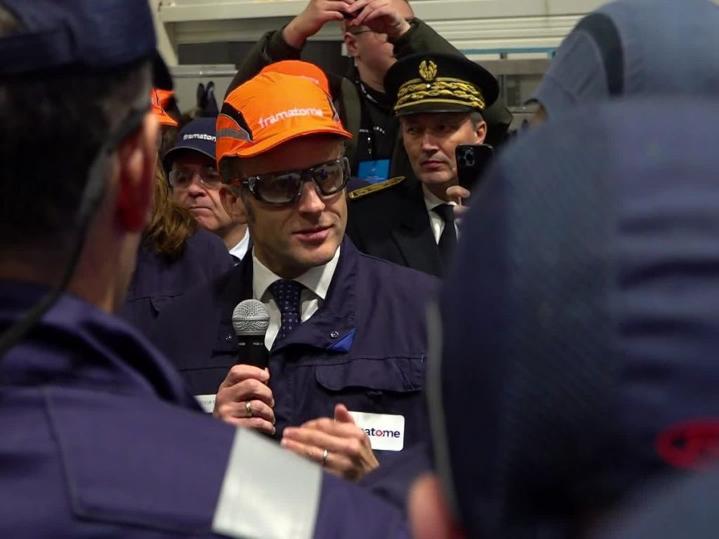 découvrez les temps forts de la visite d'emmanuel macron chez framatome, une entreprise clé dans le secteur de l'énergie nucléaire. cette rencontre met en lumière les ambitions de la france en matière d'innovation et de développement durable, soulignant l'importance du nucléaire dans la transition énergétique.